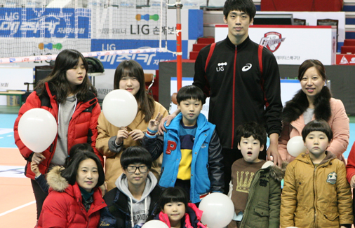 응원존 이벤트, 화이트팀 선수와 사진촬영